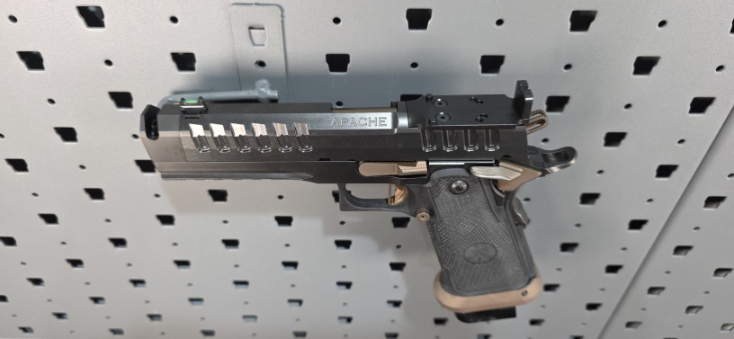 watchtower-apache-comp-2011-9mm-blackbronze-optic-ready-big-9