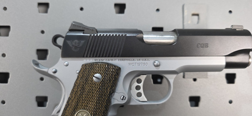 wilson-combat-cqb-1911-45-acp-two-tone-big-11