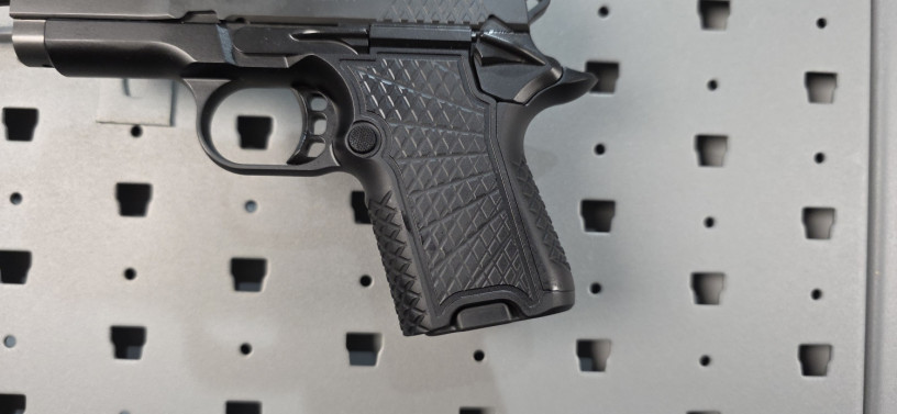 wilson-combat-sfx9-325-no-rail-short-grip-9mm-1911-ds-big-3