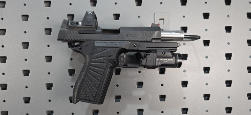 wilson-combat-sfx9-4-optic-ready-picatinny-rail-full-grip-w-extras-big-17