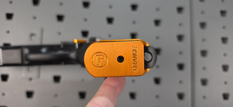 cz-shadow-2-orange-9mm-big-8