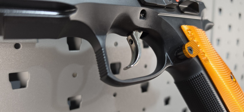 cz-shadow-2-orange-9mm-big-12