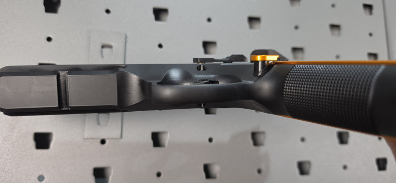 cz-shadow-2-orange-9mm-big-10