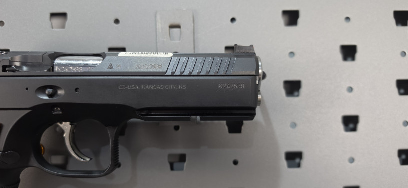 cz-shadow-2-orange-9mm-big-15