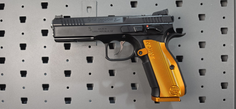 cz-shadow-2-orange-9mm-big-0