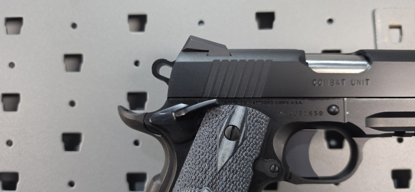 rare-colt-1911-combat-unit-rail-gun-9mm-big-18