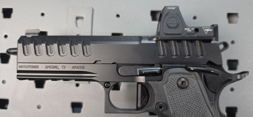 watchtower-apache-commander-2011-9mm-trijicon-rmr-big-3
