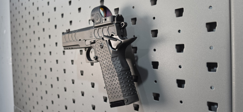 atlas-gunworks-eos-2011-9mm-ported-with-trijicon-sro-big-8