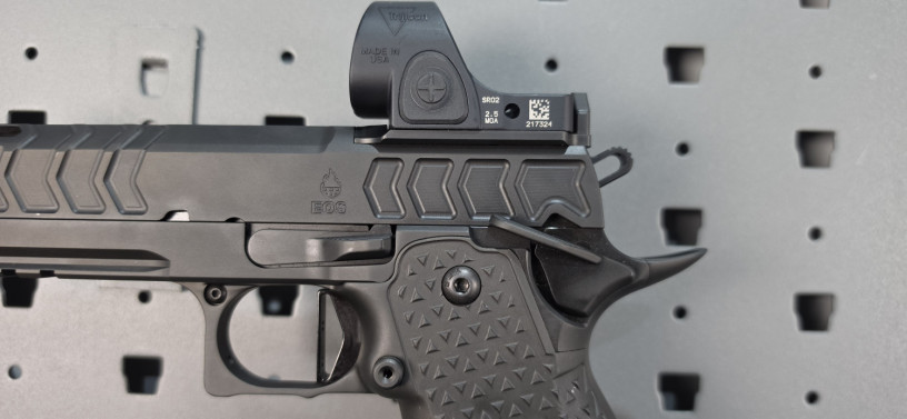 atlas-gunworks-eos-2011-9mm-ported-with-trijicon-sro-big-4