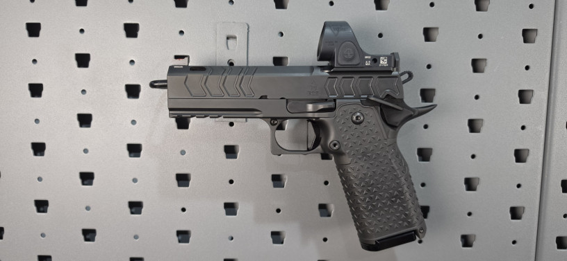 atlas-gunworks-eos-2011-9mm-ported-with-trijicon-sro-big-0