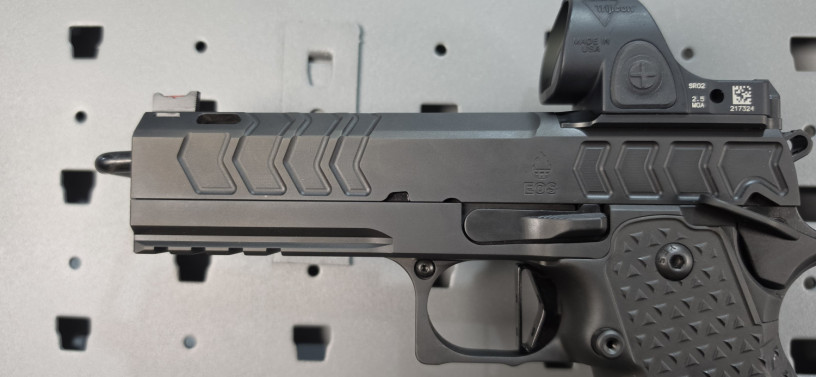 atlas-gunworks-eos-2011-9mm-ported-with-trijicon-sro-big-3