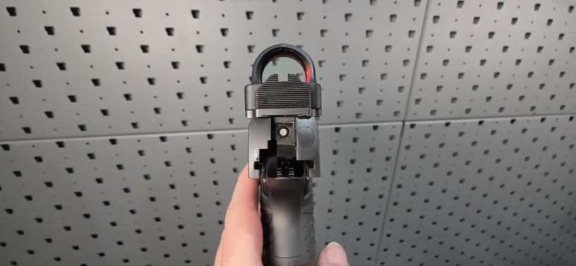 atlas-gunworks-eos-2011-9mm-ported-with-trijicon-sro-big-32