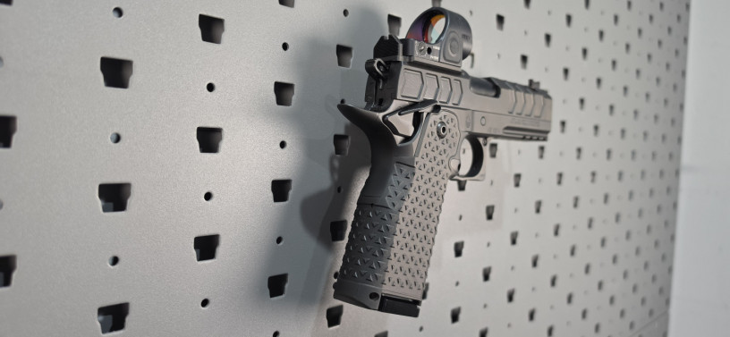 atlas-gunworks-eos-2011-9mm-ported-with-trijicon-sro-big-22