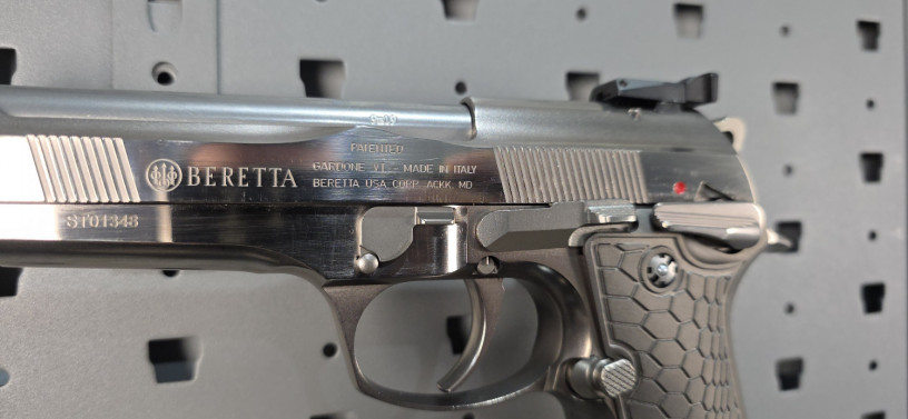 uber-rare-beretta-92-steel-i-sao-steel-frame-safety-big-3