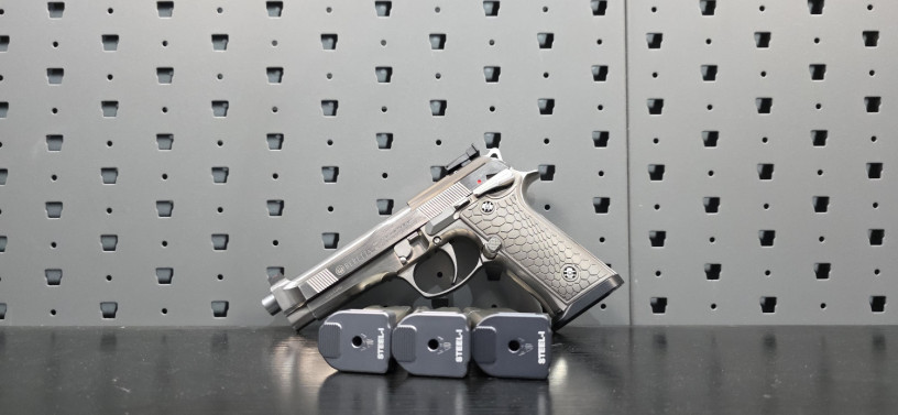 uber-rare-beretta-92-steel-i-sao-steel-frame-safety-big-17